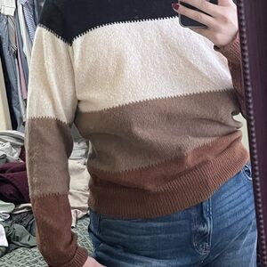 Chic Colorblock Crew Neck Sweater